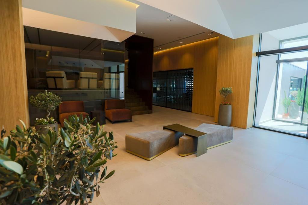 Nassau Hotel ديرمي المظهر الخارجي الصورة
