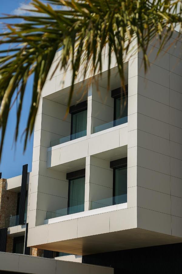 Nassau Hotel ديرمي المظهر الخارجي الصورة