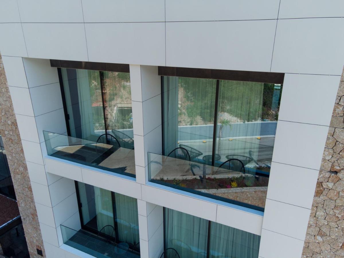 Nassau Hotel ديرمي المظهر الخارجي الصورة
